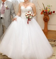 продам  свадебное платье))))